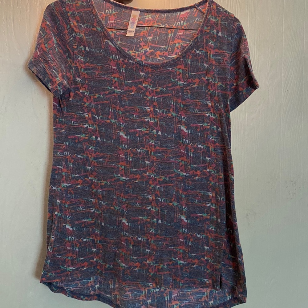 Lularoe shirt